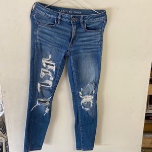 American Eagle Jeans 6 Short EUC